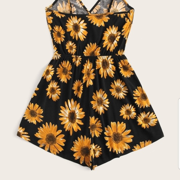 ■SOLDOUT■NEW SURPLICE NECK SUNFLOWER PRINT ROMPER - Picture 3 of 5
